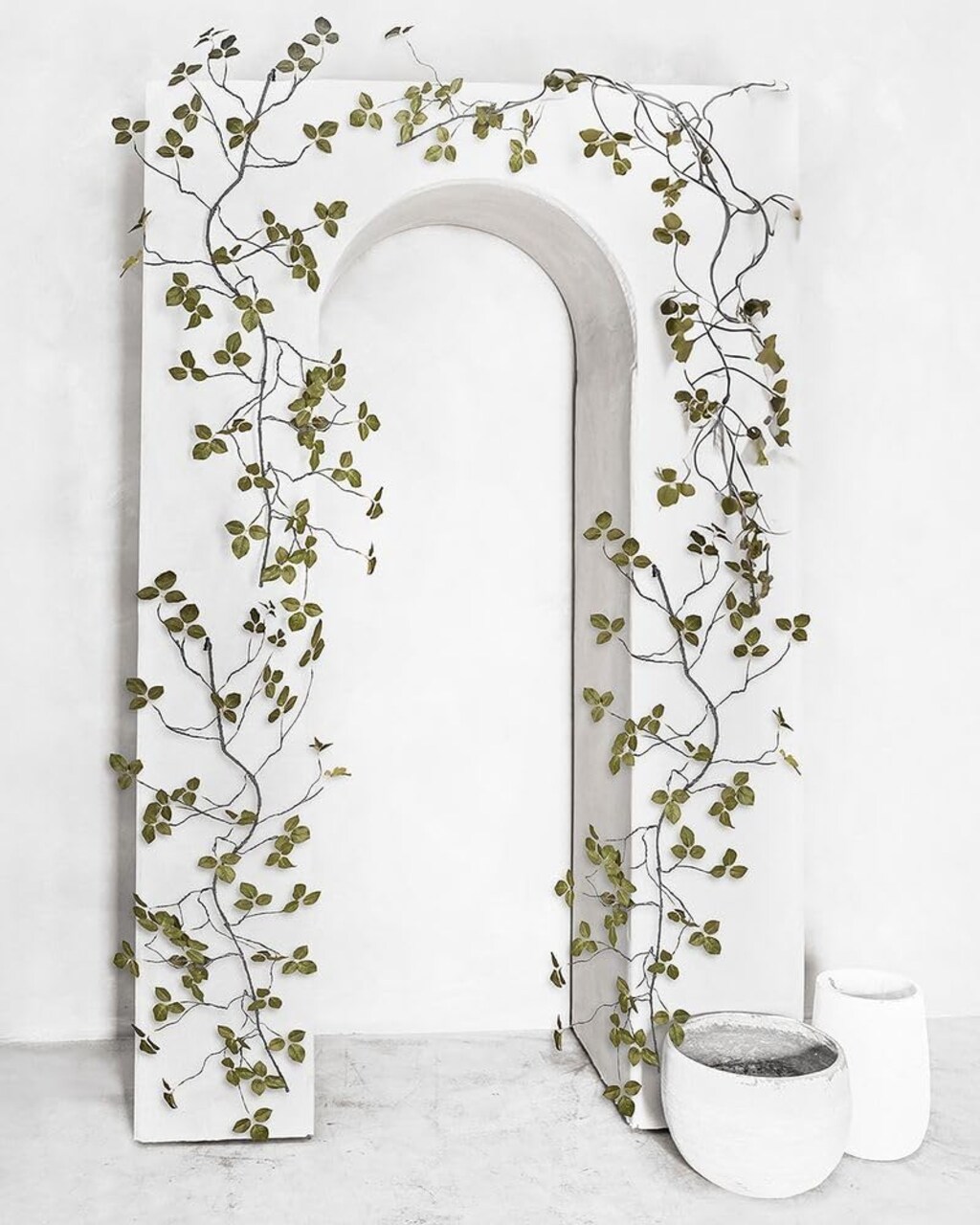 Artificial Ivy Garland Green Vines 48" Silk Vines Green Leaves Decoration Artificial Hanging Leaf Plant Faux Greenery 2 Strands Plants for Room Outdoor/Indoor Decorations